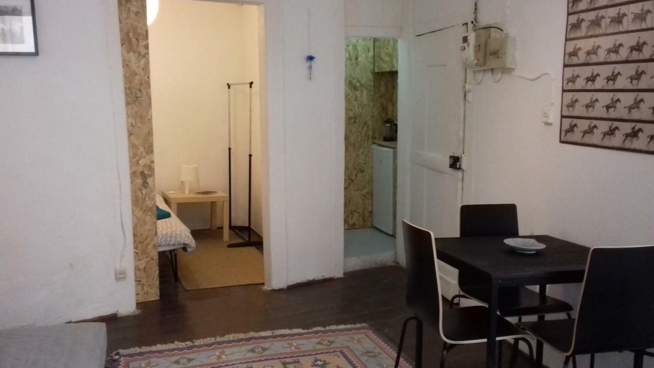 City Center | Chiado Typical Small Flat Lissabon Exterior foto